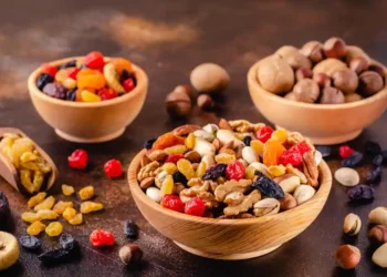 Heart-healthy nut mixes