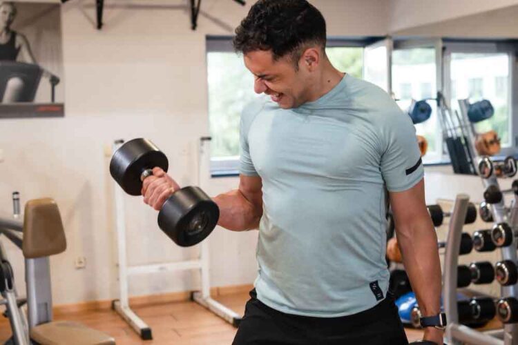 Bicep Curls (Barbell, Dumbbell, Machine)
