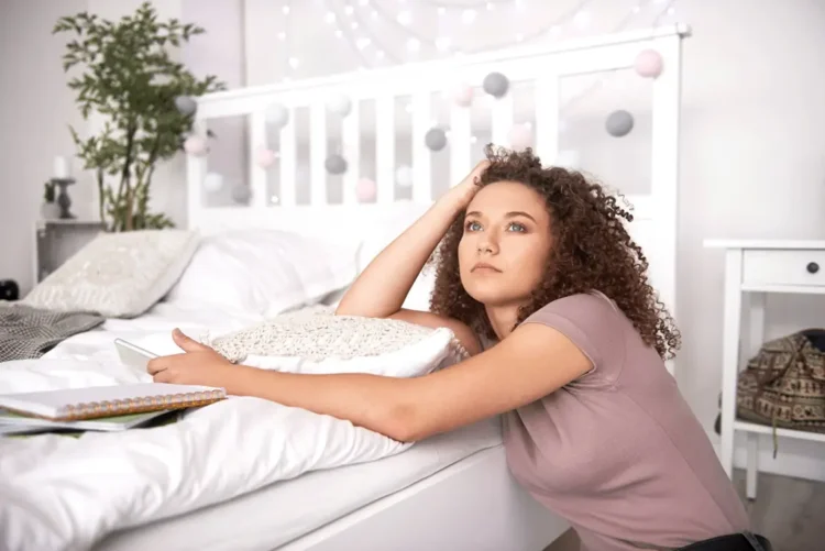 The Psychology Behind Feeling “All Over the Place” — and the Soft Path Back to You