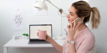 Working from home women