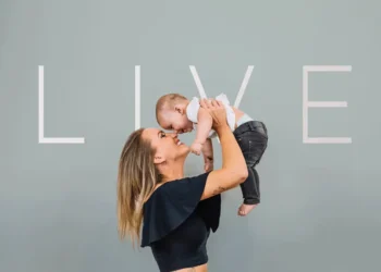 Emotional Balance for New Moms: Emotional Reset Tips for the Hardest Moments